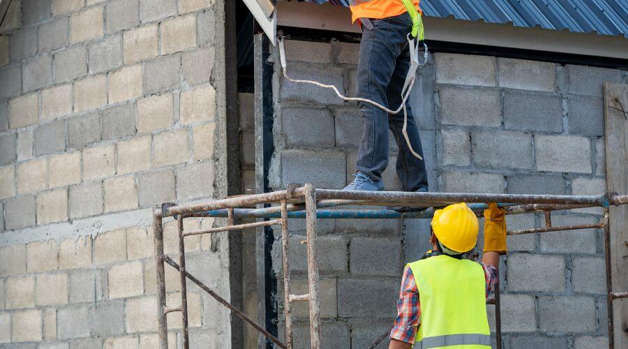 Professional New roof installation in Macomb, IL